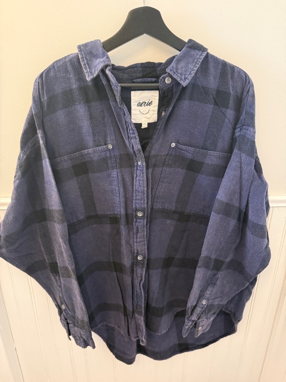 Aerie Navy/Black Plaid Flannel Button-Up Shirt